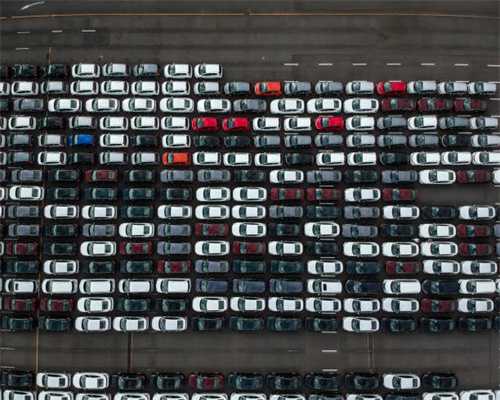 社区共享欢乐 带上奖品“把酒”庆中秋