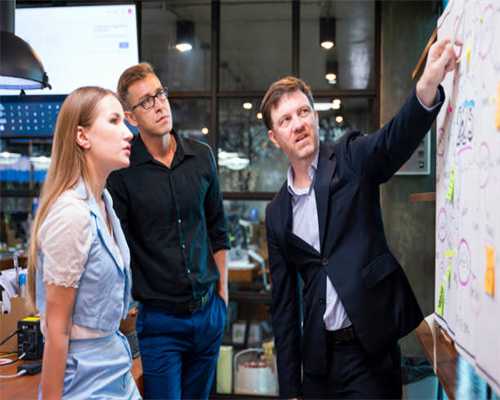 书香为伴，且听蝉鸣 ——郝家镇乐不思“暑”，慧读一“夏” 全民阅读活动走到户外