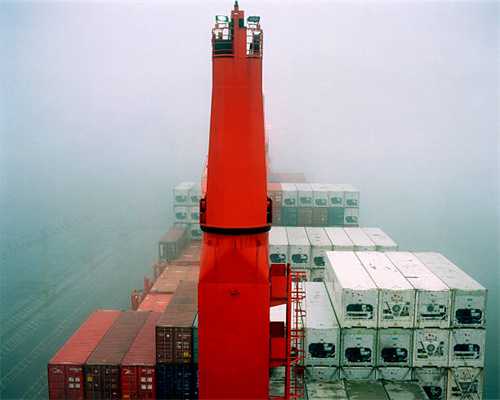 无锡一小区业主拦截偷排槽罐车被撞身亡，警方刑拘肇事者