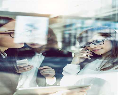 合正观澜汇2期，400米到4号线茜坑站，与福城天虹一路之隔