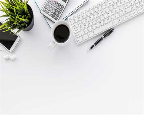 “5大4小”入住两标间引争议，一间房到底允许住几个人？