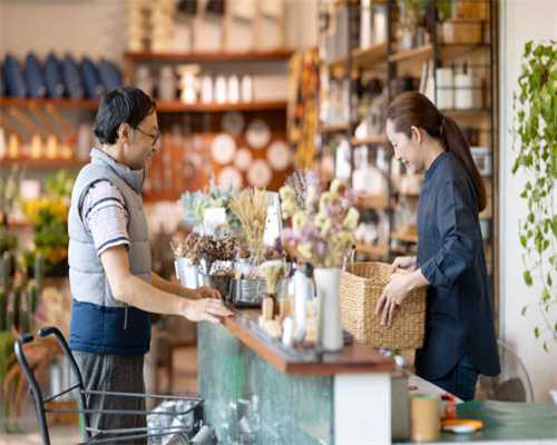 “照骗房”频现平台、找房如“开盲盒”，短租房骗局如何破？