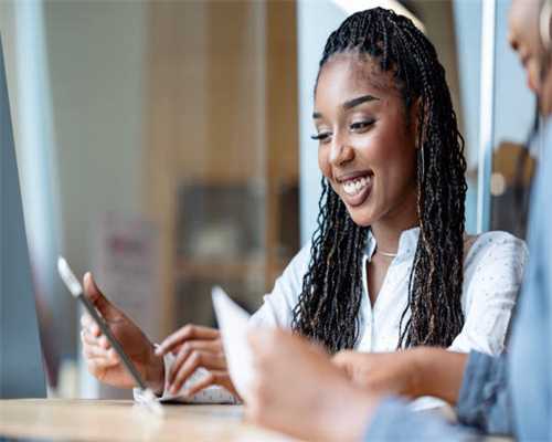 贴身四季青的老破小，突然登顶上城区成交榜第一名