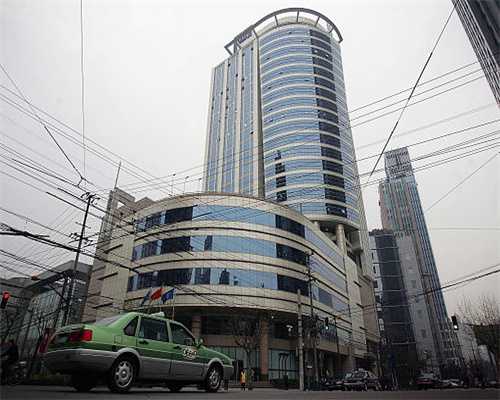 长达6年的＂攻坚战＂ 上海一老旧高层住宅换电梯