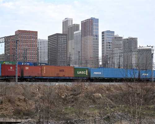 22天内现380亿元商办资产交易 写字楼高空置率困境待解