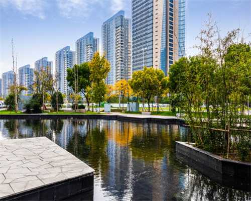 老公300万买领导的二手房，半月后升职，二手房发现两箱1850茅台