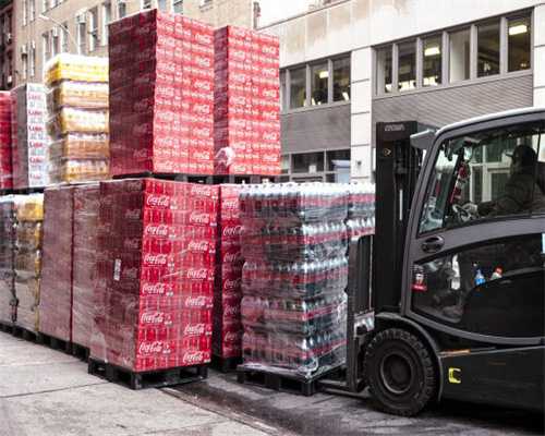 陆南骁一边说不和我离婚 一边上赶着给白月光送温暖 他怎么这么恶心