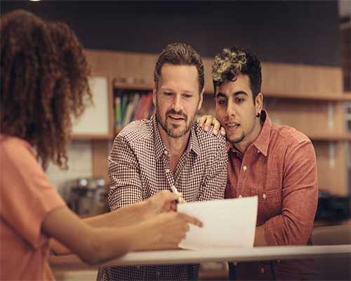 航拍贵阳老城市民支持的人民大道建设线路，拆楼修路前所未有