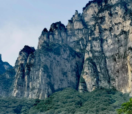 带大家看一下锦绣泉城的房子